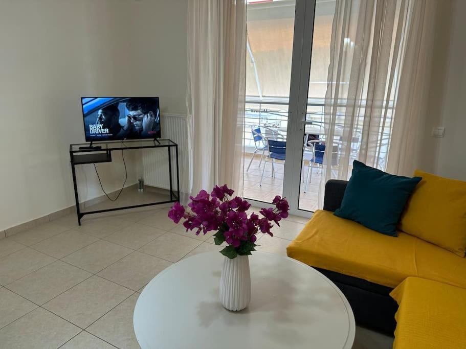Riviera Beach, Seaside Spacious Apt. Anavyssos Dış mekan fotoğraf