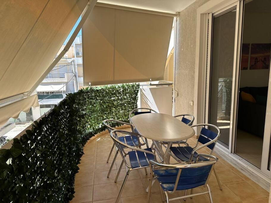 Riviera Beach, Seaside Spacious Apt. Anavyssos Dış mekan fotoğraf